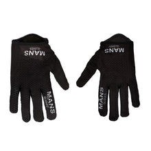 Cargar imagen en el visor de la galería, Nuestro modelo Forte Black Edition Mantienen tus manos ventiladas gracias al diseño enrejado en el puño y la microperforación de la palma. Máximo control del manillar, proporciona una sensación de conducción inmejorable.