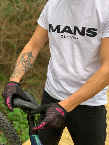 Camiseta básica blanca logo Mans gloves